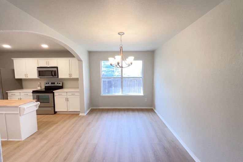 Photo 6 of 21 of 8222 Grissom Cir, San Antonio, TX