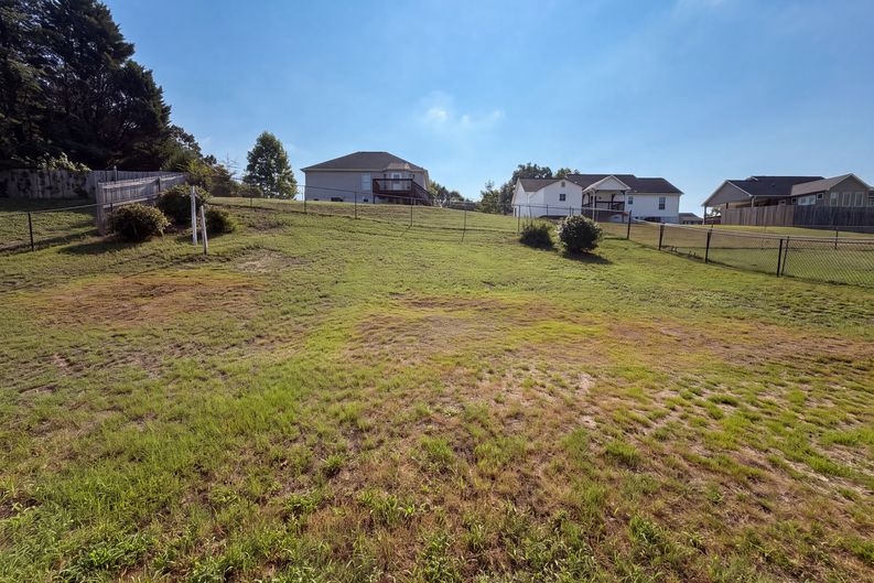 Photo 18 of 19 of 4635 Leprechaun Ln, Winston Salem, NC
