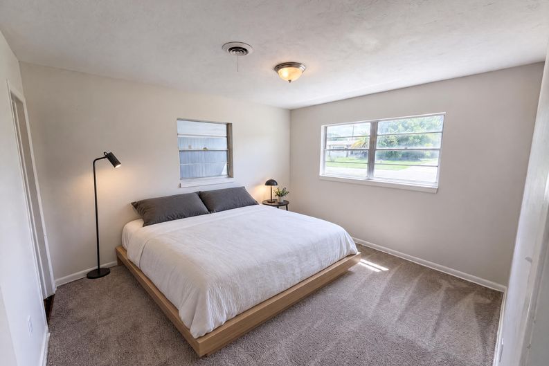 Photo 4 of 25 of 4450 Keats Ave, Titusville, FL