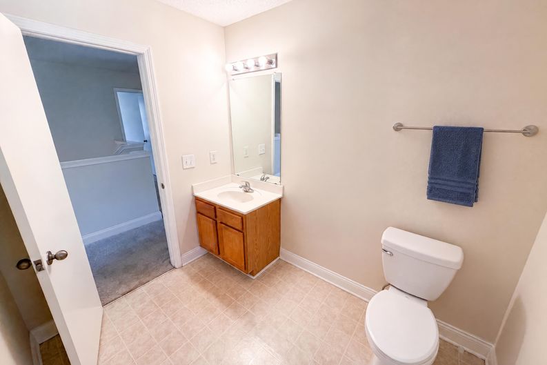 Photo 21 of 25 of 14021 Pinyon Pine Ln, Charlotte, NC