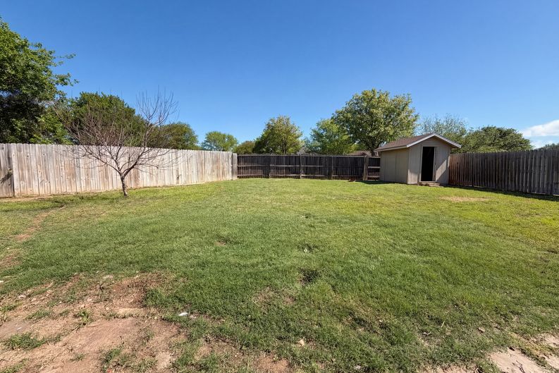 Photo 15 of 16 of 8710 Surrey Ct, Temple, TX