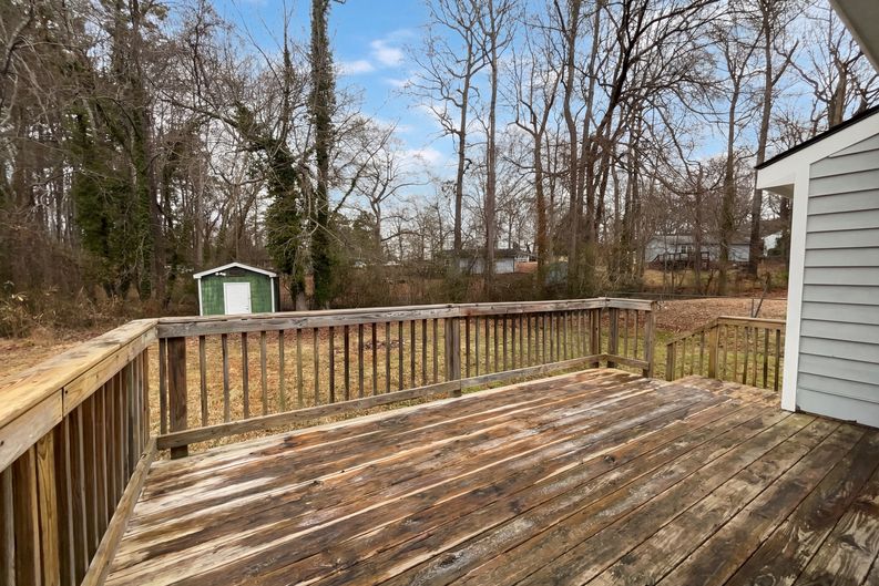 Photo 15 of 17 of 7309 Beaverwood Dr, Raleigh, NC