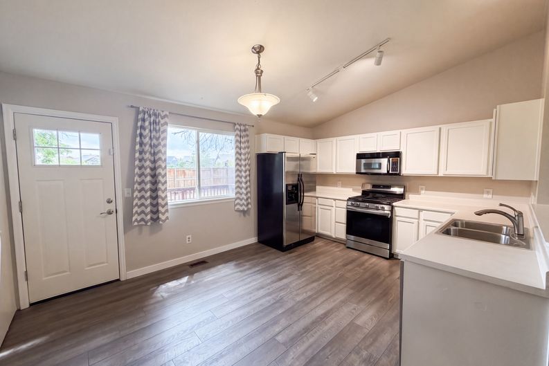 Photo 16 of 23 of 403 Tynan Dr, Erie, CO