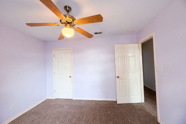 Photo 11 of 53 of 14925 Beal Dr, Corpus Christi, TX