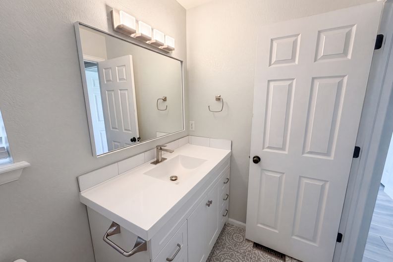 Photo 17 of 23 of 9379 W Ute Dr, Littleton, CO
