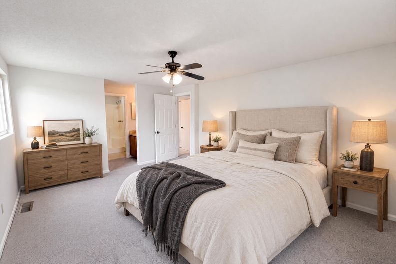 Photo 10 of 20 of 6786 Moss Ct, North Charleston, SC