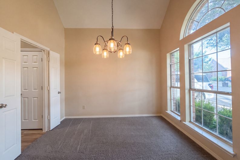 Photo 6 of 28 of 5101 Quail Ridge Dr, McKinney, TX