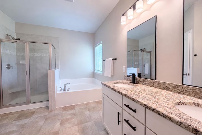 Photo 8 of 20 of 147 Allenton Way, Statesville, NC