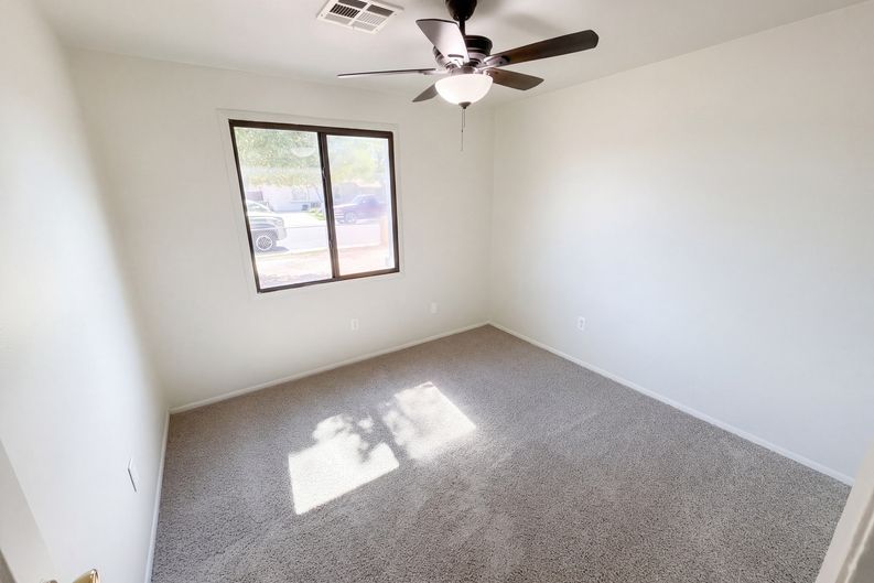 Photo 22 of 32 of 6208 W Alvarado Rd, Phoenix, AZ