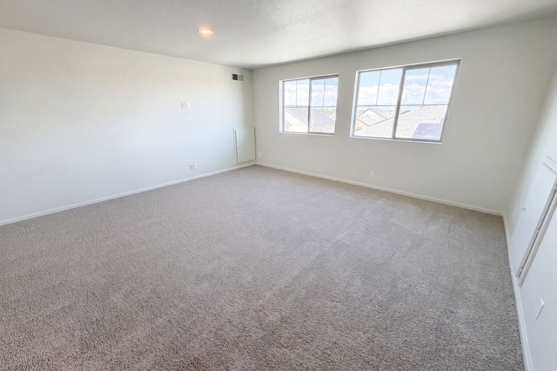 Photo 29 of 46 of 19036 Randolph Pl, Denver, CO