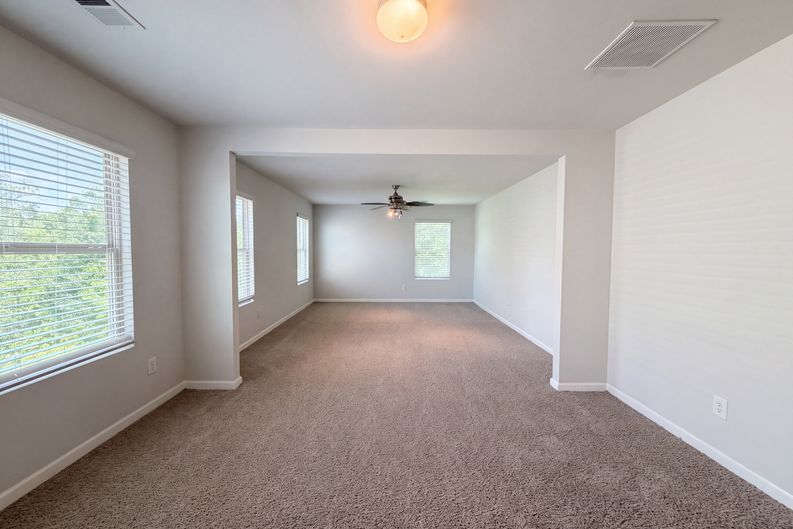 Photo 11 of 36 of 37 Possum Creek Way, Dallas, GA