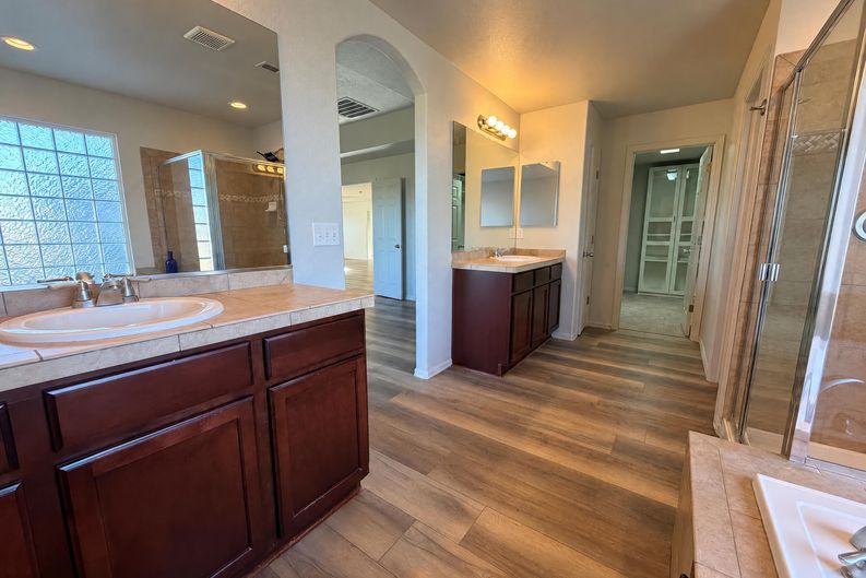 Photo 34 of 54 of 5406 S Fultondale Way, Aurora, CO