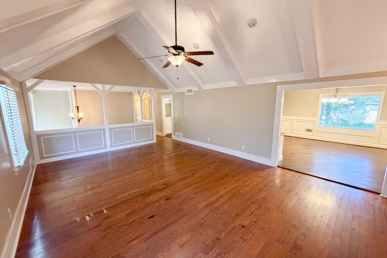 Photo 7 of 26 of 6257 N Summers Cir, Douglasville, GA