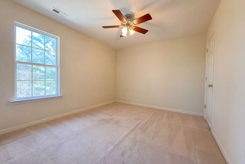 Photo 16 of 21 of 504 Ledyard Ct, Wake Forest, NC