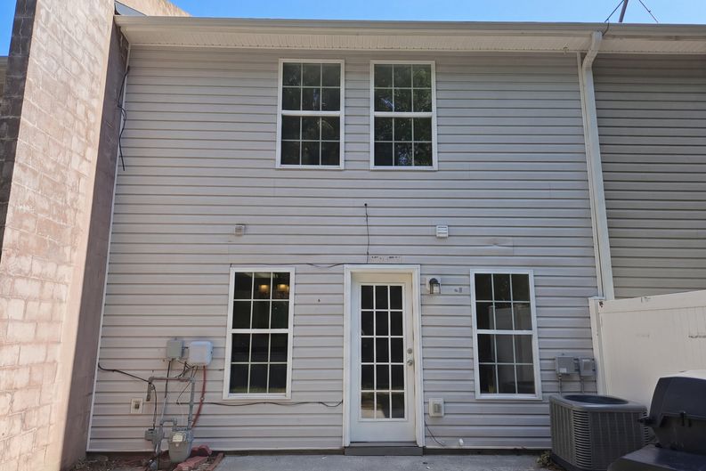 Photo 5 of 31 of 1508 Box Cir, Winder, GA