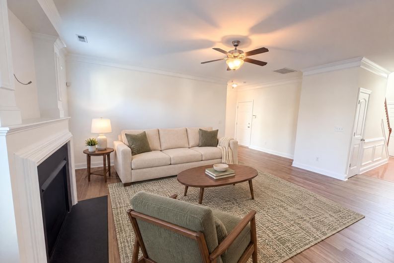 Photo 7 of 35 of 2703 Fern Willow Ct, Fuquay Varina, NC