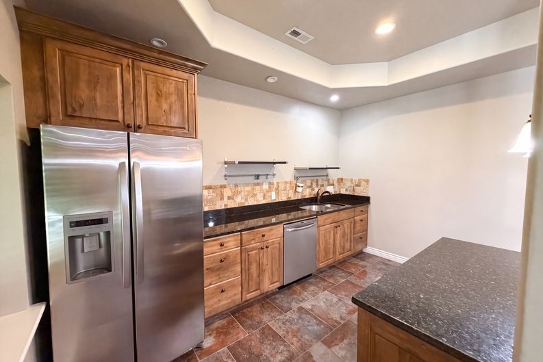Photo 12 of 31 of 14496 S Fox Creek Dr, Herriman, UT