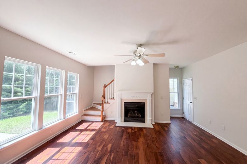 Photo 3 of 17 of 10648 Secret Garden Ln, Charlotte, NC