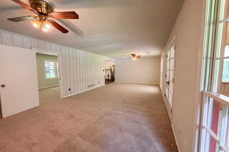 Photo 7 of 34 of 2310 McEachern School Rd, Powder Springs, GA