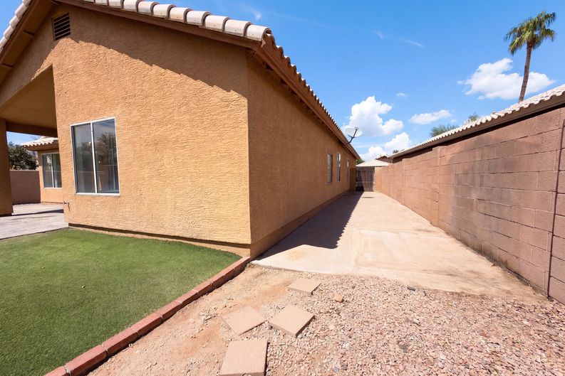 Photo 29 of 30 of 3549 E Rocky Slope Dr, Phoenix, AZ