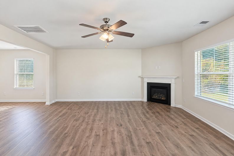 Photo 3 of 52 of 6478 Bellawood Dr, Trinity, NC