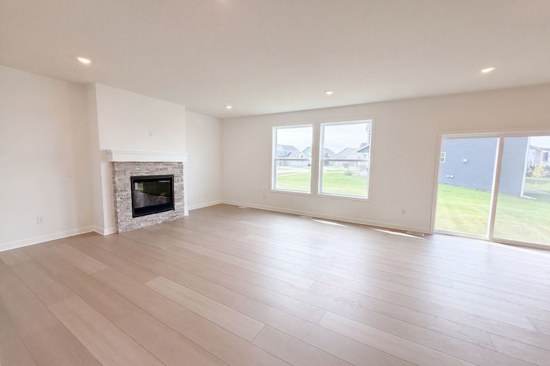 Photo 3 of 37 of 8321 Lander Ave NorthEast, Otsego, MN