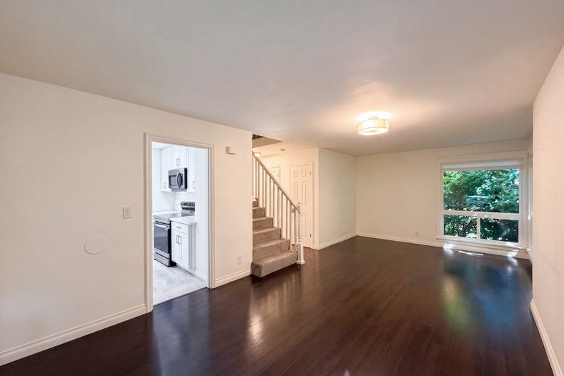 Photo 3 of 26 of 605 Ash St, Lake Oswego, OR