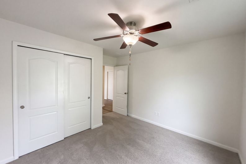 Photo 11 of 14 of 168 Brittondale Rd, Summerville, SC