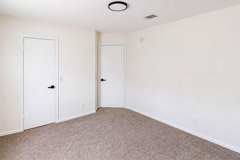 Photo 11 of 20 of 13800 Spring Heath Rd, Pflugerville, TX