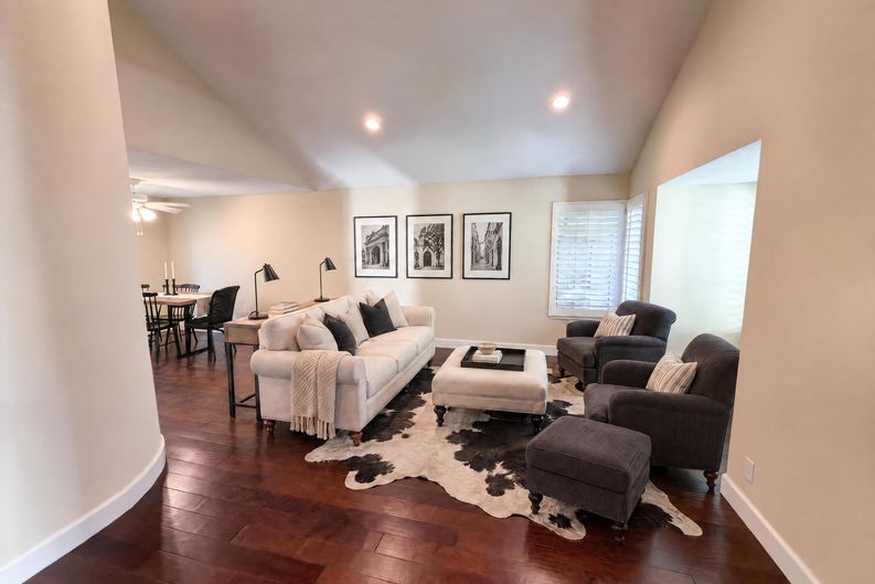 Photo 3 of 19 of 3005 Calle De La Mesa, Pleasanton, CA