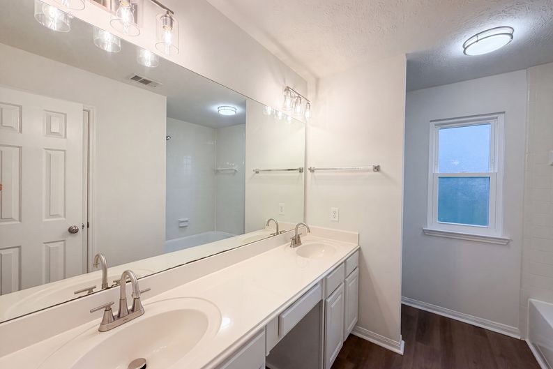Photo 19 of 22 of 14310 Amyford Ct, Cypress, TX