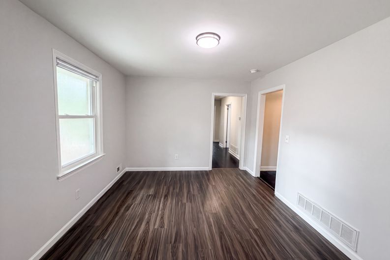 Photo 8 of 29 of 1710 Fairhaven Dr, Columbia, SC