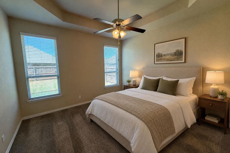 Photo 4 of 16 of 3912 Gennaker Dr, Denton, TX