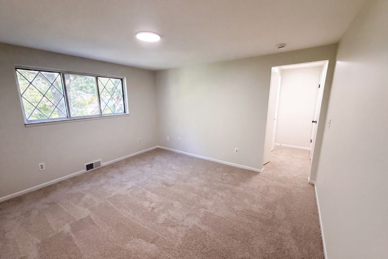 Photo 13 of 21 of 38651 Chartier St, Harrison Township, MI
