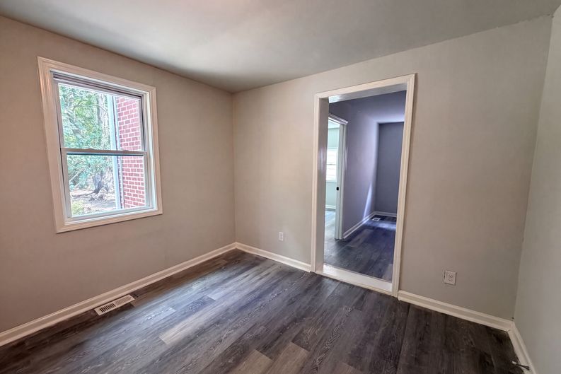 Photo 7 of 23 of 2257 Chappelle St, Columbia, SC