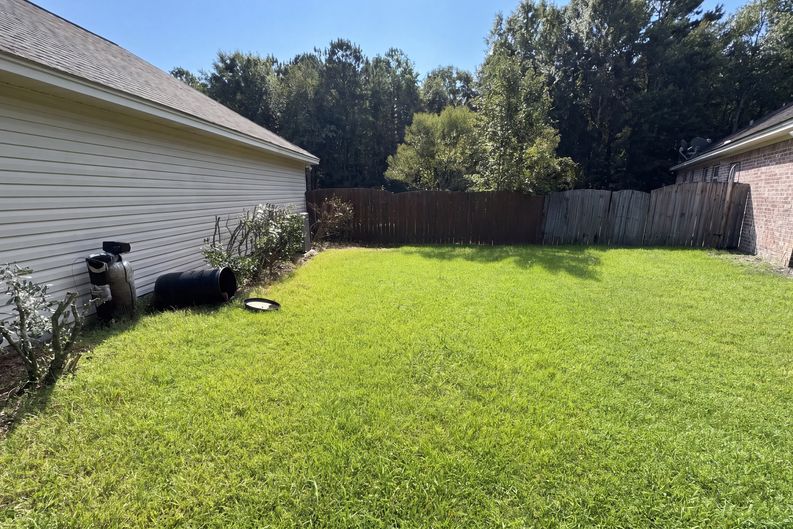 Photo 23 of 24 of 111 Fire Thorn Ln, Pooler, GA