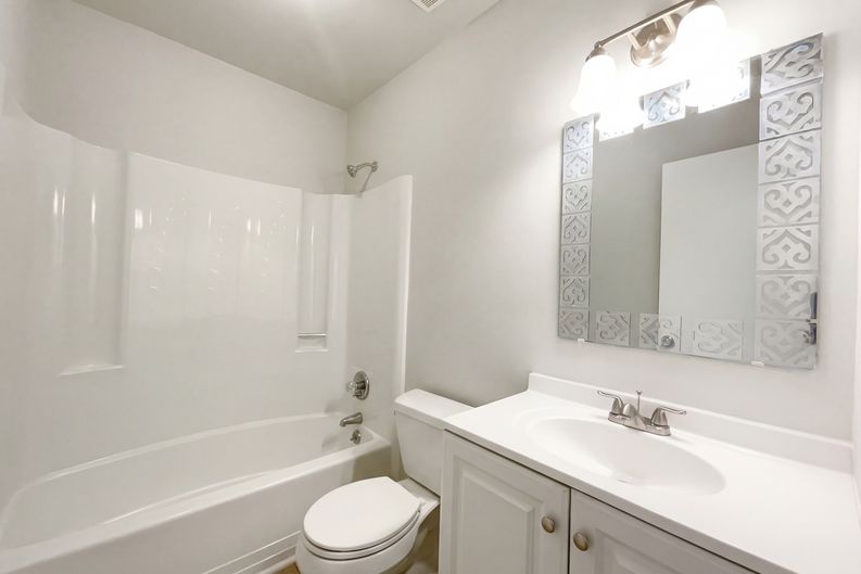 Photo 6 of 17 of 7309 Beaverwood Dr, Raleigh, NC
