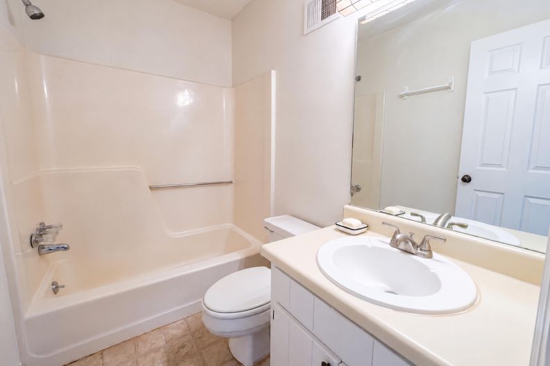 Photo 16 of 46 of 5997 Wintergreen Rd, Norcross, GA