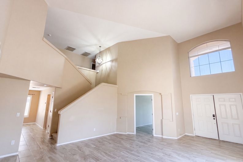 Photo 8 of 44 of 15652 W Calavar Rd, Surprise, AZ