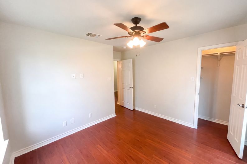 Photo 16 of 22 of 2106 Geneva St, Castroville, TX