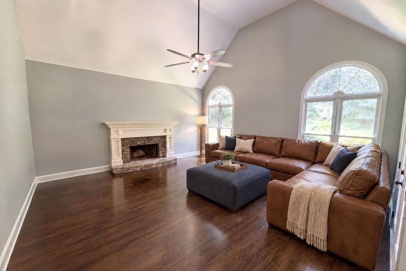 Photo 3 of 40 of 120 Bay Colt Rd, Alpharetta, GA
