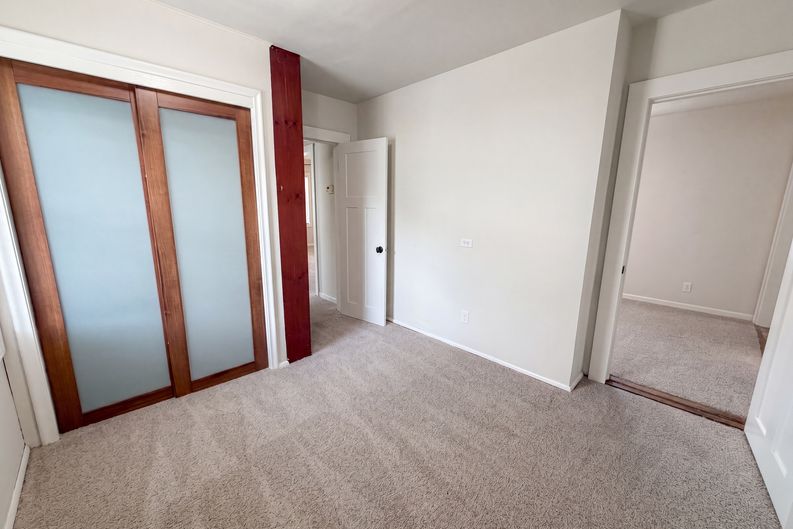 Photo 11 of 18 of 6026 Xerxes Ave S, Edina, MN