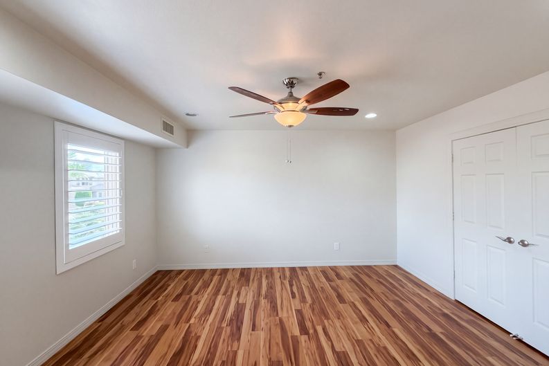 Photo 25 of 36 of 10240 E Cochise Dr, Scottsdale, AZ