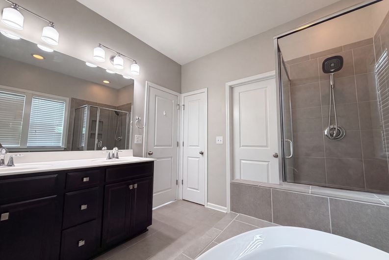 Photo 4 of 8 of 1625 Silo Ridge Dr, Wake Forest, NC