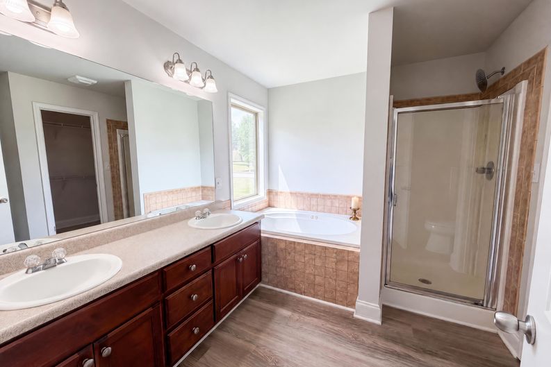 Photo 6 of 28 of 34 Cass Station Dr NW, Cartersville, GA