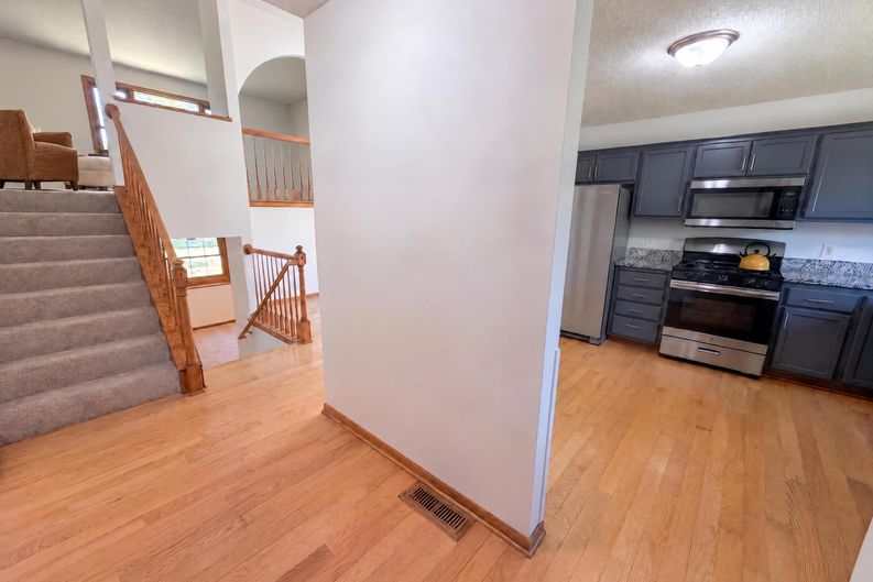 Photo 6 of 29 of 7537 Fairfield Rd, Brooklyn Park, MN
