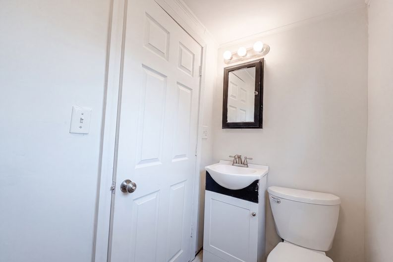 Photo 13 of 33 of 103 Goodridge St, Lynn, MA