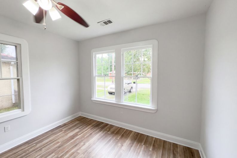 Photo 10 of 17 of 1454 Farragut St, New Orleans, LA