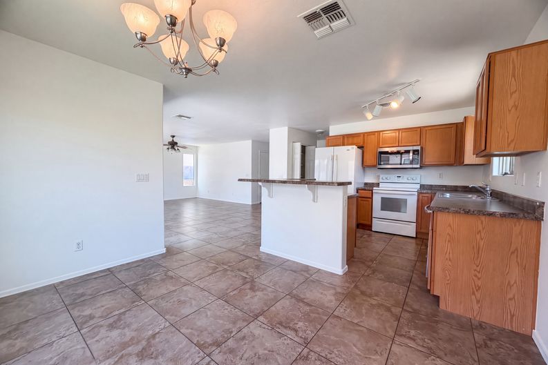 Photo 9 of 16 of 2232 E Cochise Ave, Apache Junction, AZ