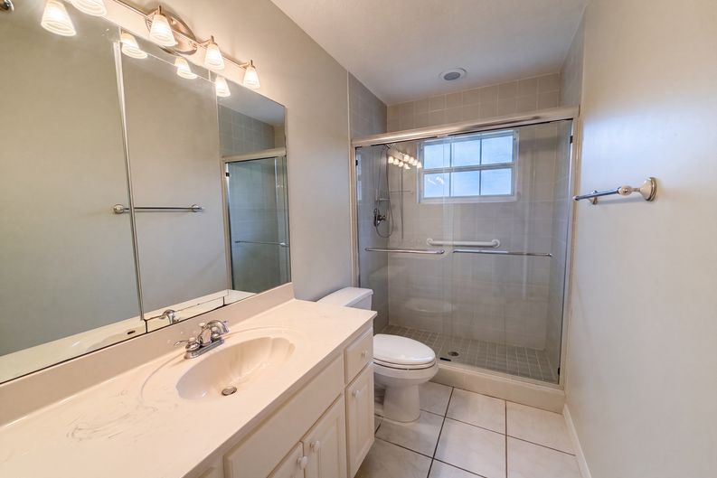 Photo 20 of 38 of 11540 Camp Dr, Dunnellon, FL